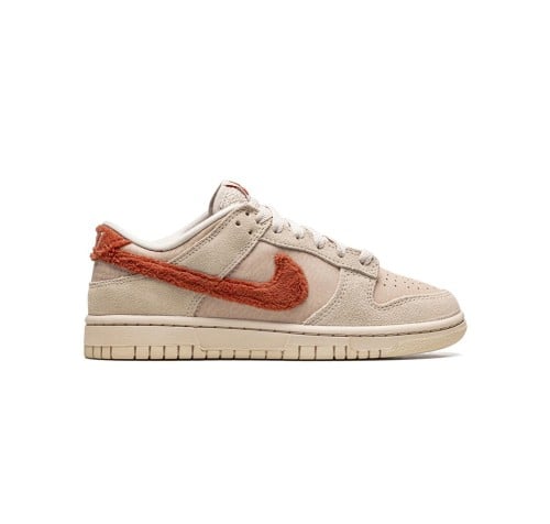 حذاء دنك لو "تيري سووش" الرياضي