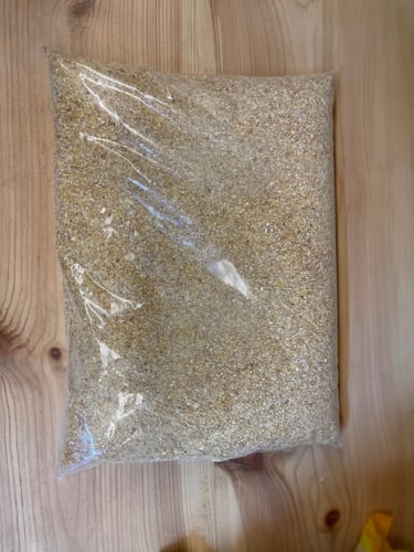 اكل صيصان تعبئة كيس شفاف