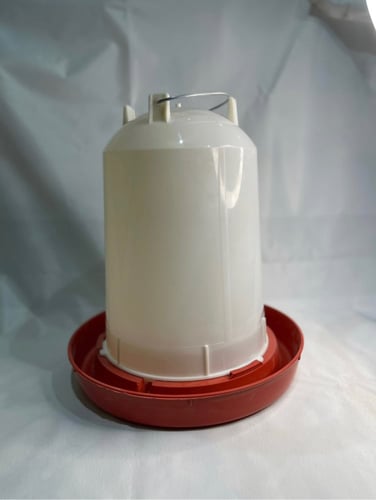 مشربيات سقايات حمام و دجاج و سمان و بط