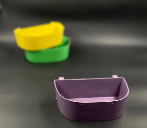 معلف هلال لون عشوائي