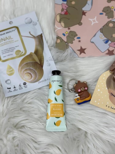 بوكس الدب ملاحظه يوجد اشياء مختلفه تم ارفاق صورتها