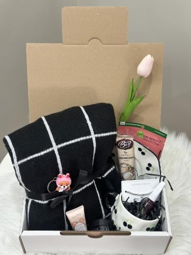 بوكس شتاء اسود بلوفر فري سايز