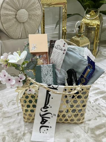سلة رمضانية أنيقه