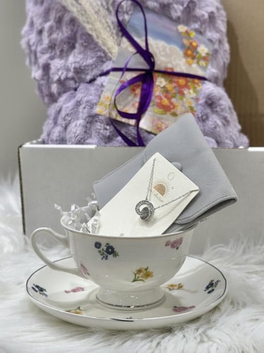 بوكس شتاء ملاحظه شكل الشراب والبطاقه مختلف تم ارفا...