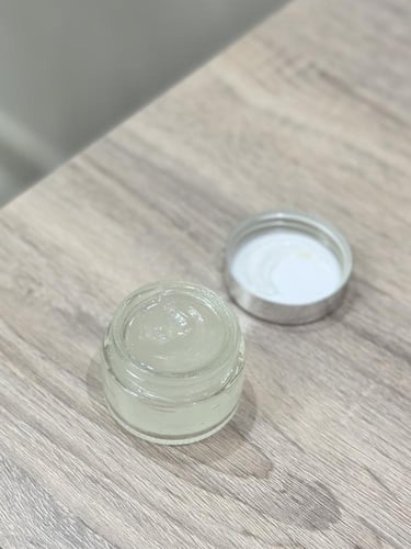 بوكس أهداء أنيق مع خمريه سما الفرنسيه