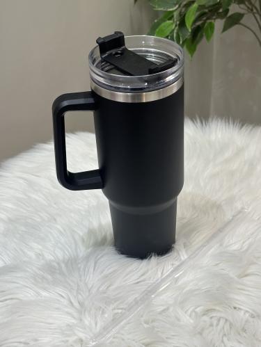 مق اسود حافط للبرودة