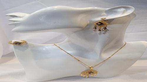 طقم بديل ذهب