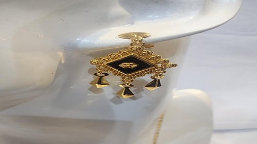 طقم بديل ذهب