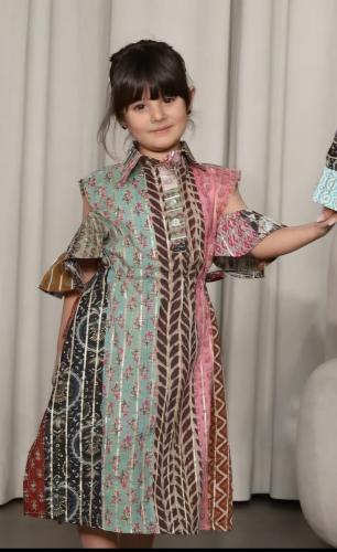 فستان بناتي كويتي