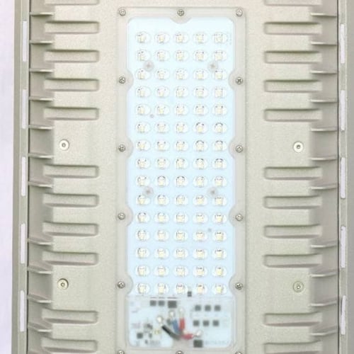 كشاف طاقة 8000 شمعة