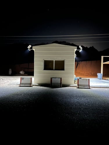 كشاف طاقة شمسية قرص