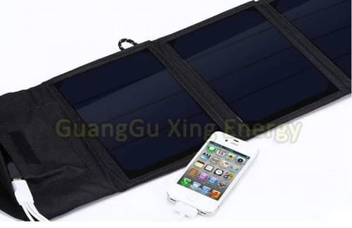 شاحن جوال متنقل على طاقة شمسية