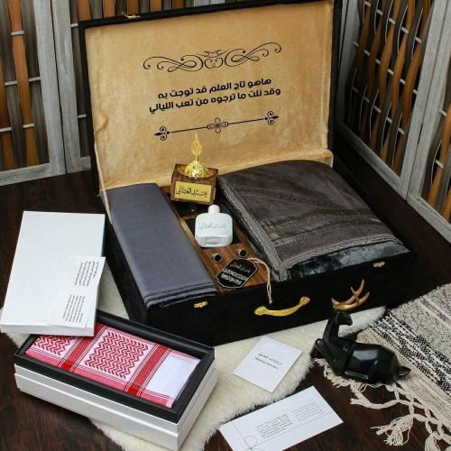 بوكس هدايا رجالي شتوي راقي ومميزة بالإسم وكتابة عب...