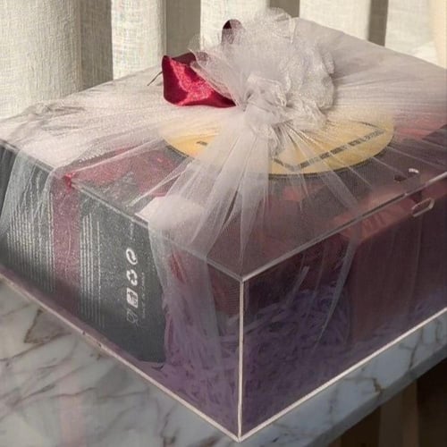 بوكس اهداء نسائي طقم ساعة مع ماق وعطر بتغليف مميز...