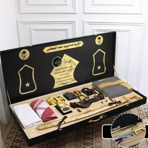 هدايا رجاليه فخمه بكس ملكي تصميم حسب الطلب وعبارة...