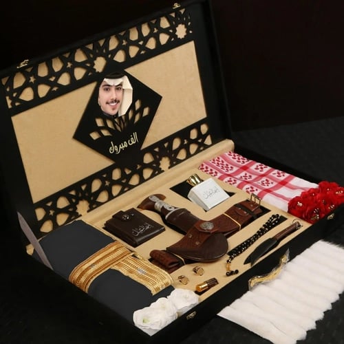 بوكس إهداء تذكاري رجالي فاخر بتصميم فخم حسب الطلب