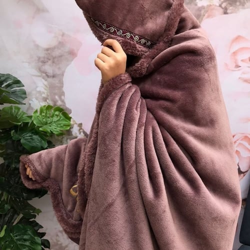 شال نسائي شتوي بالأسم