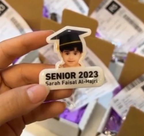 بروش تخرج بالاسم والصورة