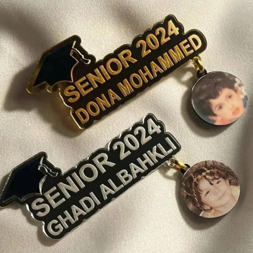 بروش تخرج بالاسم والصورة