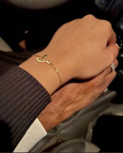 اساوره حرفك وحرف من تحب