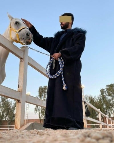 فروه رجالية جلد لون كحلي وبني