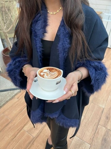 وشاح شتوي أنيق ودافئ