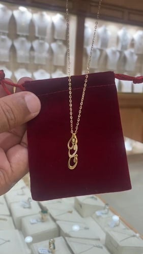 عقد حروف ناعم