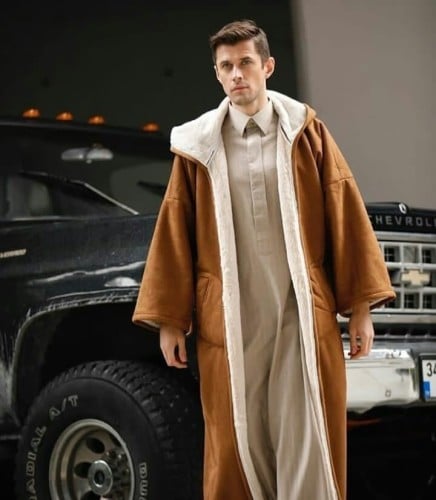 فروه رجالية فخمة لون بني وأبيض