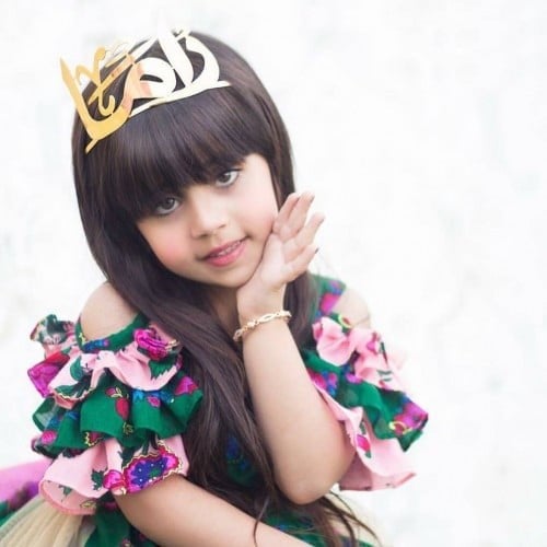 تاج بناتي بالاسم مع اضافة ورد