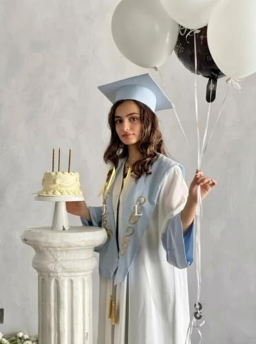 عبايات تخرج بالاسم ملكيه 2026