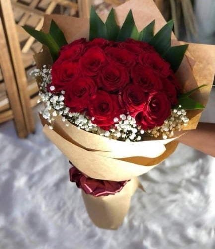 تغليفات انيقه مع اضافة عبارة كرت حسب الطلب