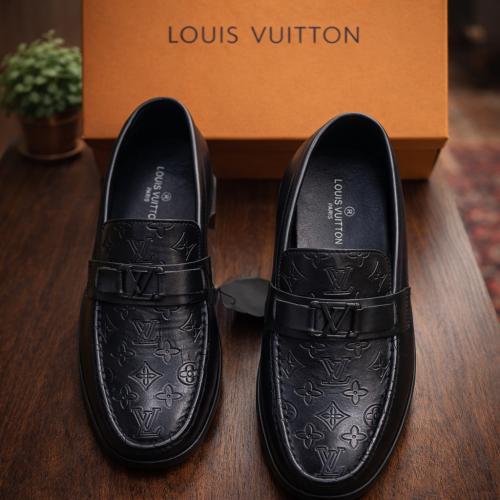 Leather shoes