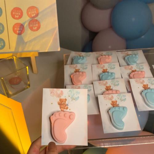 فواحه قدم البيبي ب الثيم