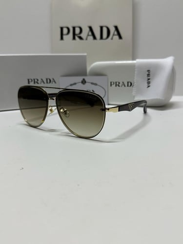 نظارة برادا