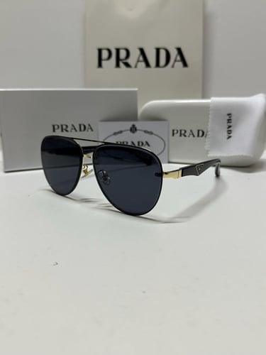 نظارة برادا