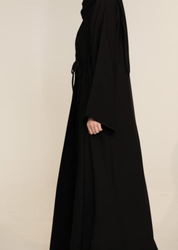 Ivori Black