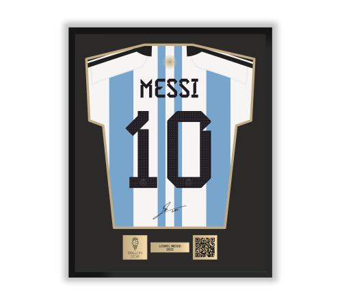 لوحة جدارية لميسي - نسخة الكرة الذهبية 2023