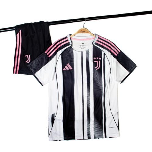 طقم يوفنتوس الاساسي 2025-2026