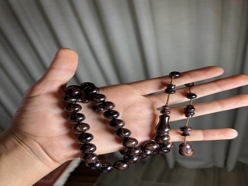 سبحه فاتوران اسود معرق بني