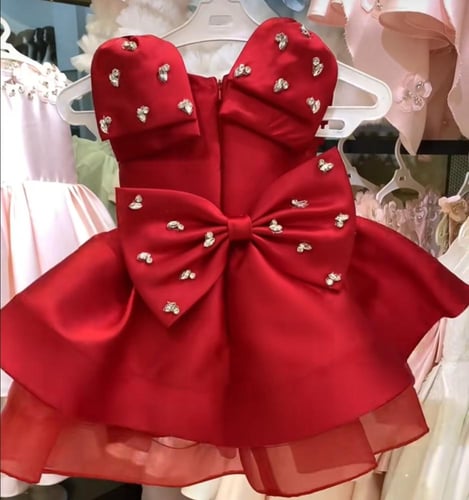 فستان ليموني مزين بلكرستال