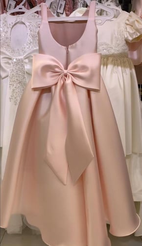 فستان ميكاتو ناعم ملكي