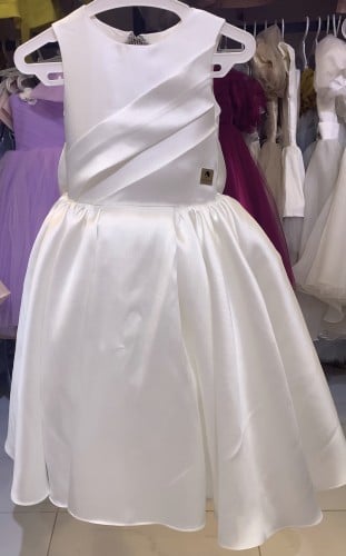 فستان ميكادو فينكه كبير