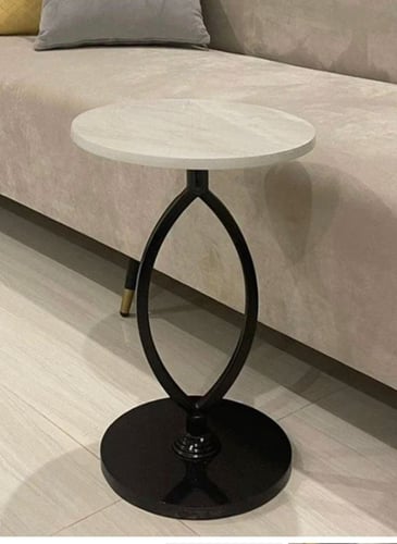 طاولة جانبية معدن أسود وسطح رخامي ابيض 35×55