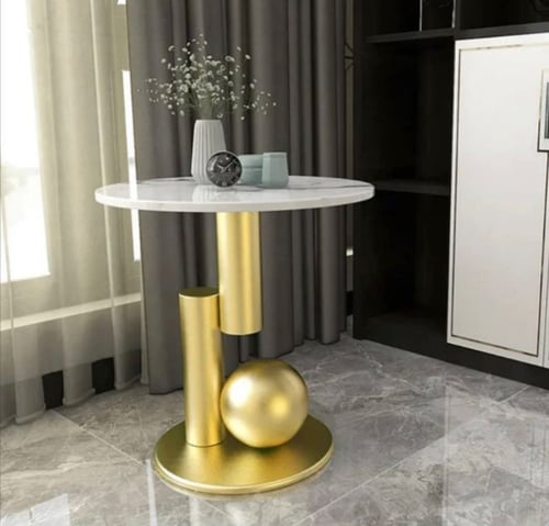 طاولة جانبية معدن ذهبي وسطح رخامي 40×55