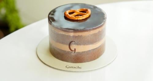 كيك البرتزل مع الشوكلاته