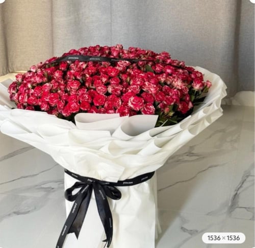 100 غصن فوشي | 100 SPRAY ROSES FUSHI