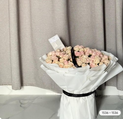٤٠ غصن | 40 SPRAY ROSES
