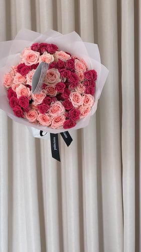 ٢٠ غصن | 20 SPRAY ROSES