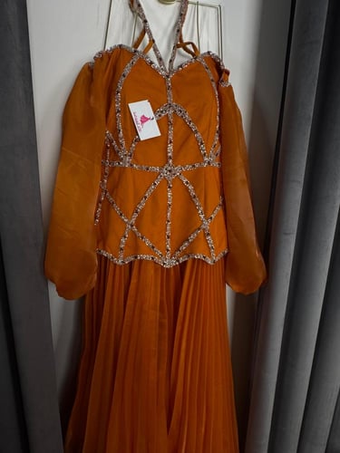 فستان سهره راقي لاصلي