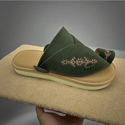 شرقي طبي زيتي مطرز